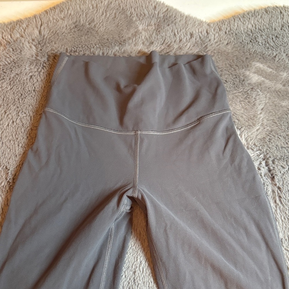 TNA Gray High-Rise Flare Leggings - Picture 3 of 5